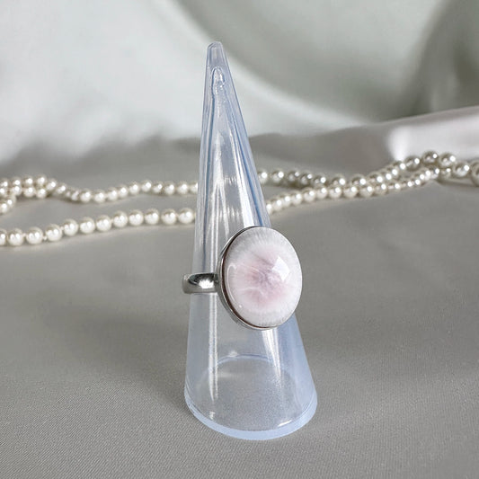 Preloved 925 zilveren ring met ovale Natroliet edelsteen uit Indonesië – maat 18 | 57